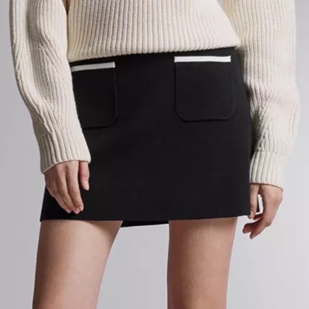 Paris Atelier & Other Stories M Thick Knit Mini Skirt with Pockets Black